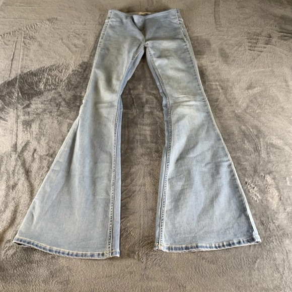 Free People Penny Pull On Flare Jeans Bell Bottom Elastic 26 Blue‎ Retro Boho - Picture 1 of 12